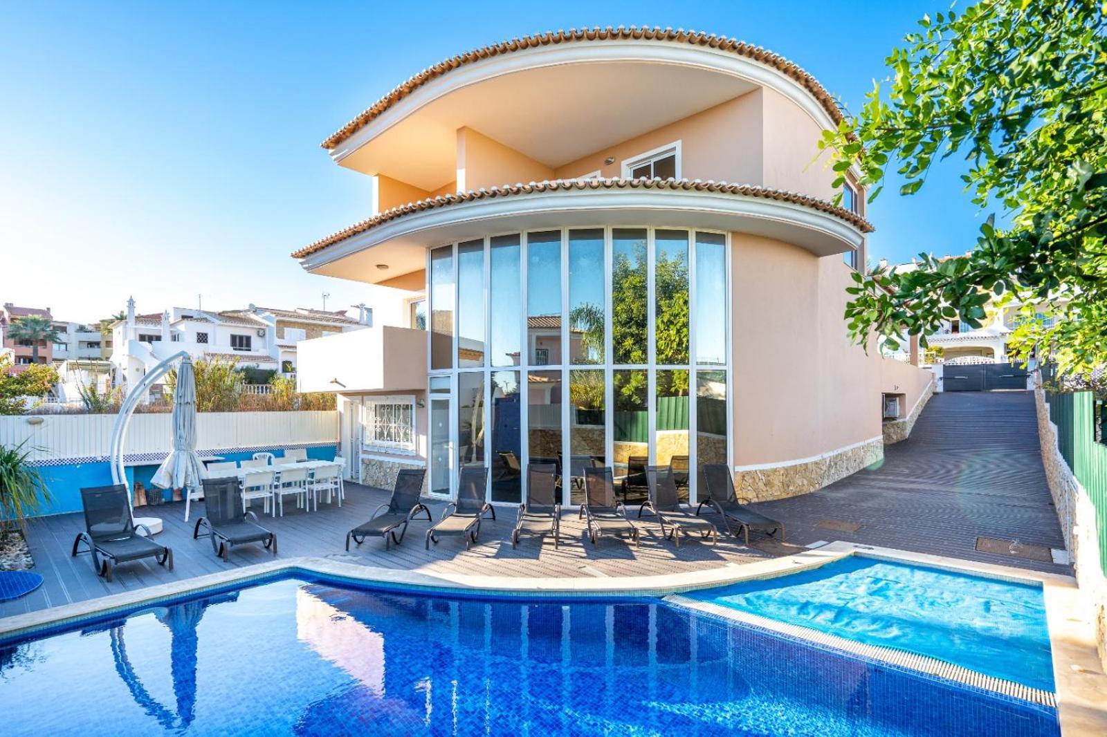 Full Private 300Sqm Villa Jacuzzi Heated Pool Ideal & Quiet Location Albufeira Buitenkant foto