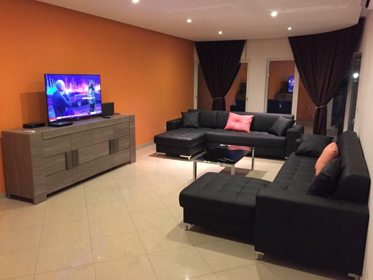 Full Private 300Sqm Villa Jacuzzi Heated Pool Ideal & Quiet Location Albufeira Buitenkant foto