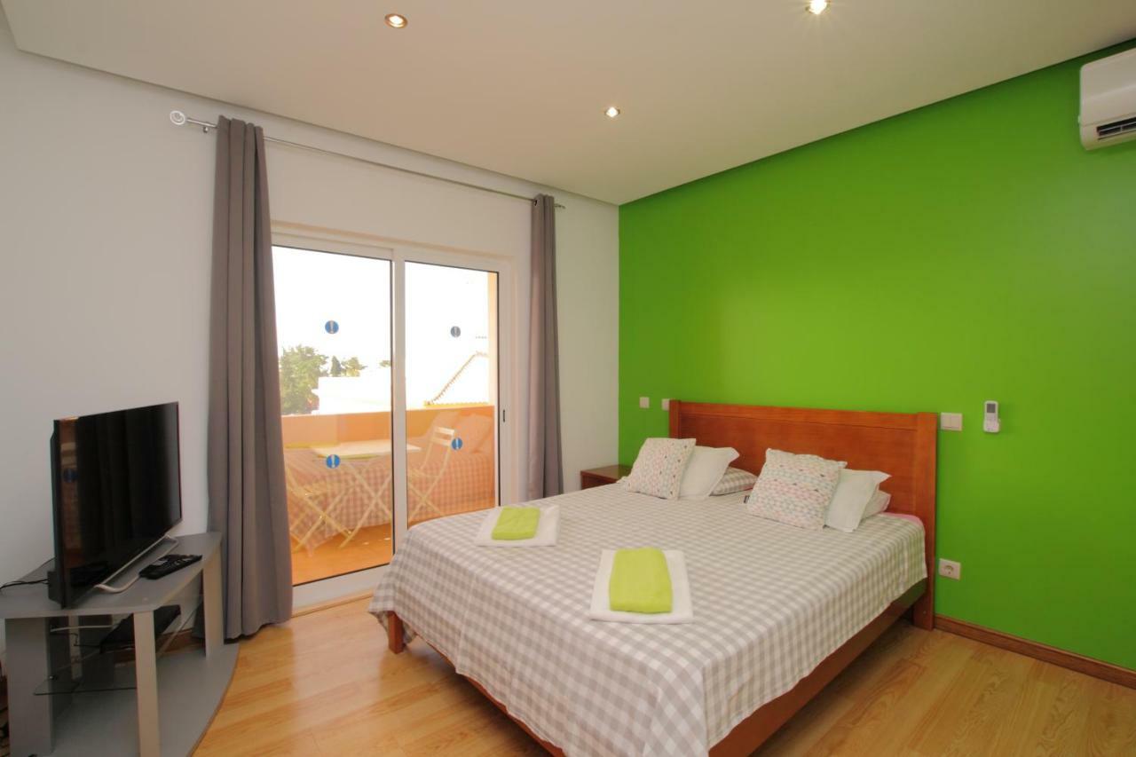 Full Private 300Sqm Villa Jacuzzi Heated Pool Ideal & Quiet Location Albufeira Buitenkant foto